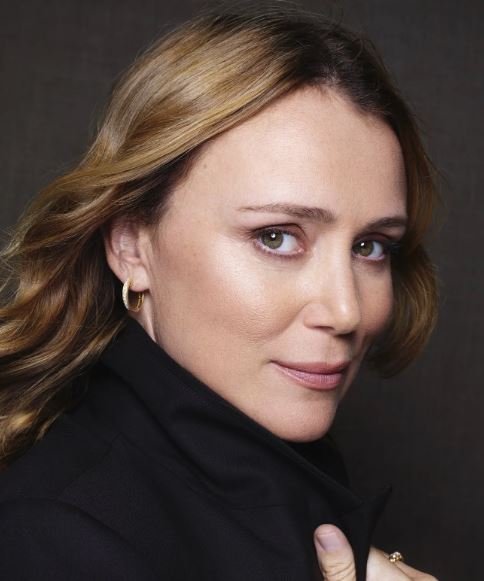 Meet His Mother, Keeley Hawes